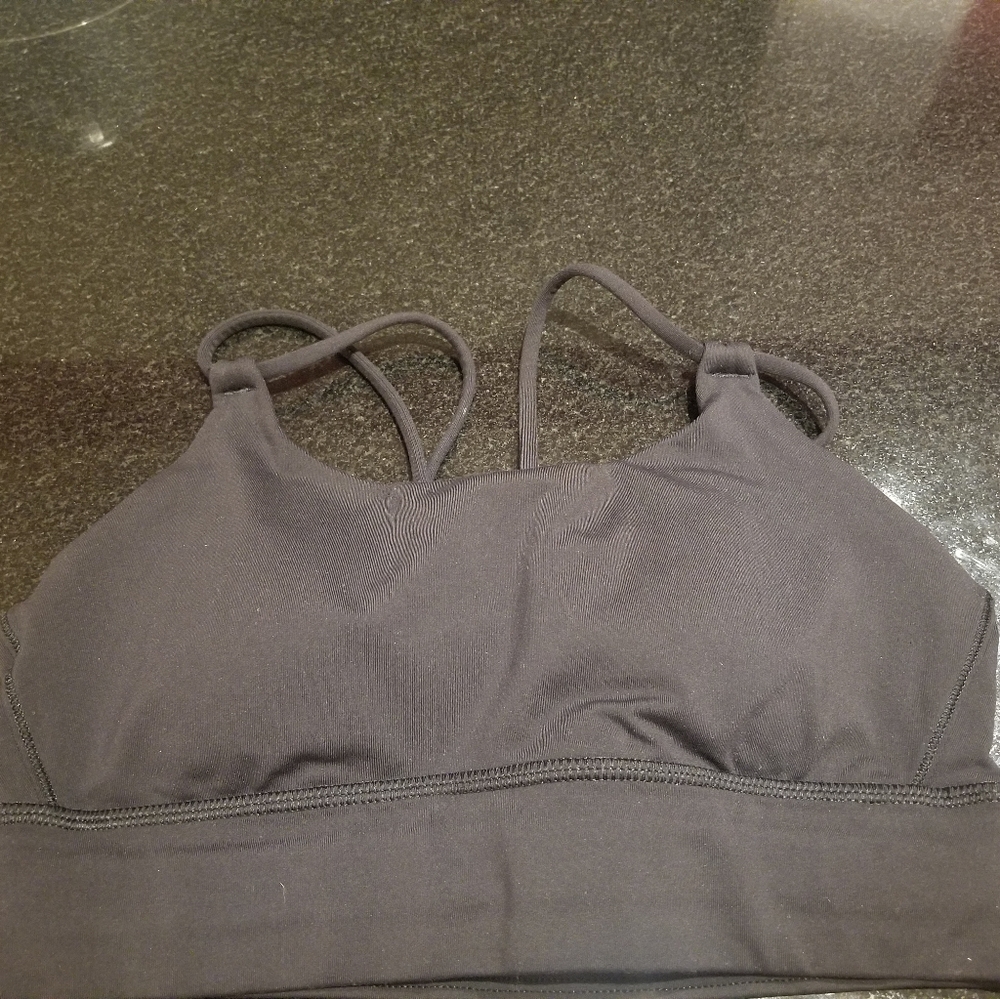 Lululemon sports bra